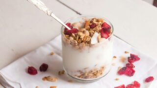 乳糖不耐症でもヨーグルトが食べたい！おすすめの選び方と楽しみ方